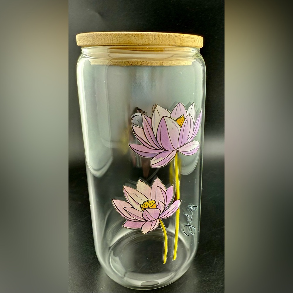 July Larkspur glass tumbler  with bamboo sealed lid. 16oz